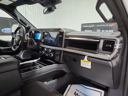 New 2025 Ford F350 Platinum w/ FX4 Off-Road Package image 29
