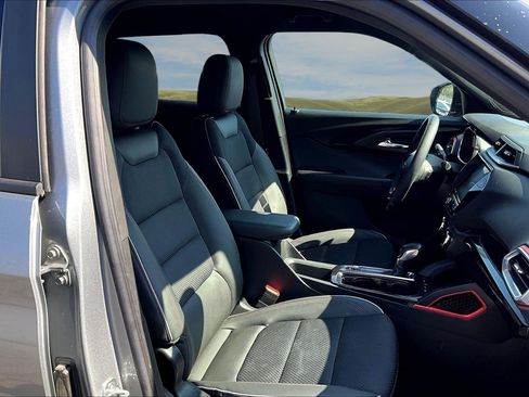Used 2023 Chevrolet TrailBlazer RS w/ Convenience Package image 21