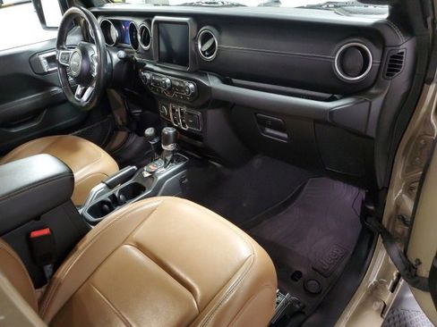 Used 2020 Jeep Gladiator Overland w/ Popular Equipment Package image 26
