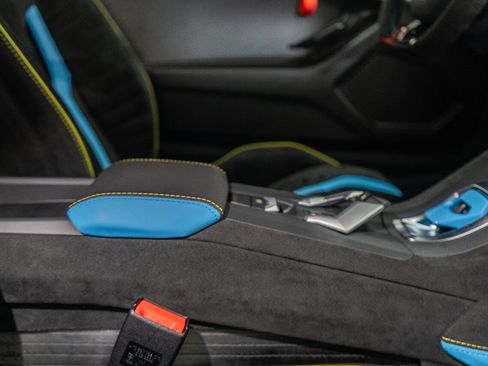 Used 2023 Lamborghini Huracan STO image 57