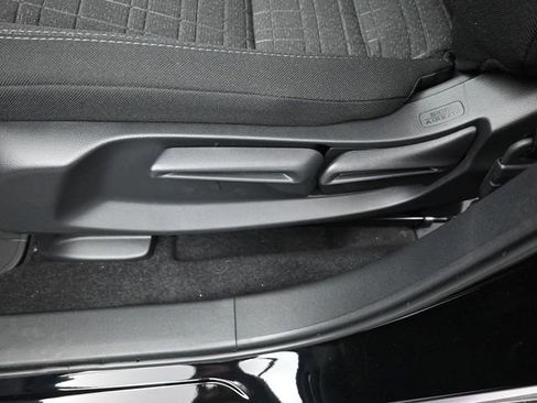 New 2026 Honda HR-V LX image 20