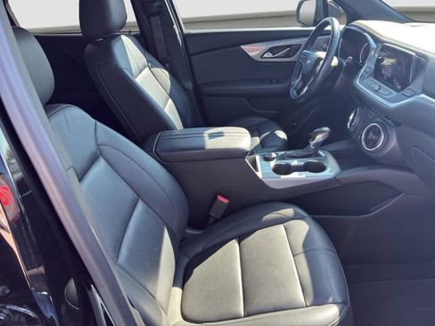 Used 2022 Chevrolet Blazer LT w/ Redline Edition FWD image 9