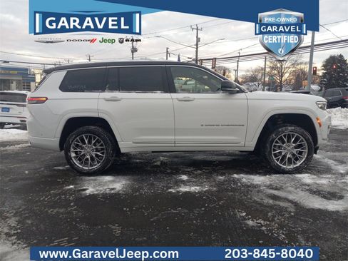 Used 2023 Jeep Grand Cherokee L Summit w/ Luxury Tech Group V image 10