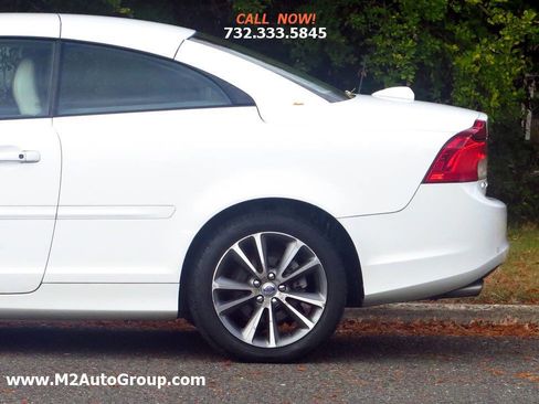 Used 2012 Volvo C70 T5 image 19