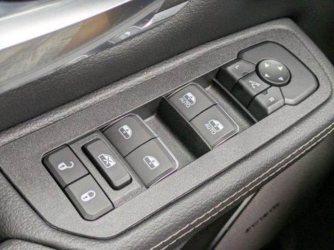 New 2026 RAM 1500 Laramie w/ Night Edition AWD/4WD image 19