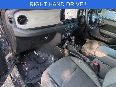 Used 2024 Jeep Wrangler Unlimited Sport w/ Convenience Group AWD/4WD image 33