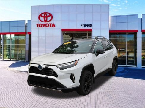 Used 2023 Toyota RAV4 XSE AWD/4WD image 11