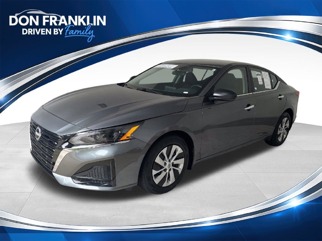 Used 2025 Nissan Altima 2.5 S FWD 360° Tour