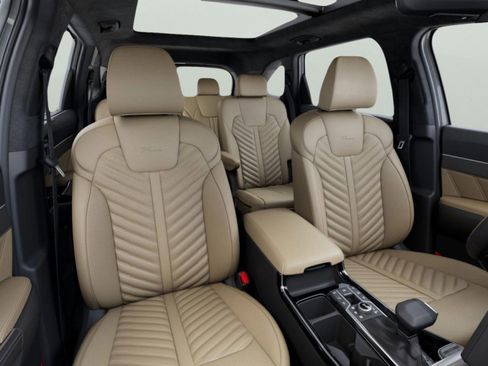 New 2026 Kia Sorento SX Prestige w/ Olive Brown Leather Package image 11