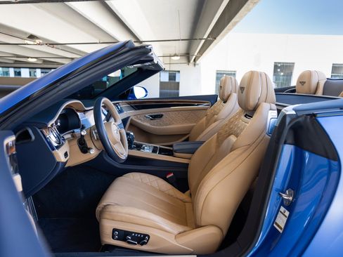Used 2020 Bentley Continental GT V8 AWD/4WD image 44