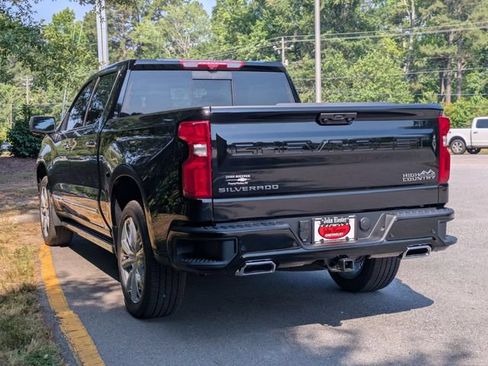 New 2026 Chevrolet Silverado 1500 High Country AWD/4WD image 4