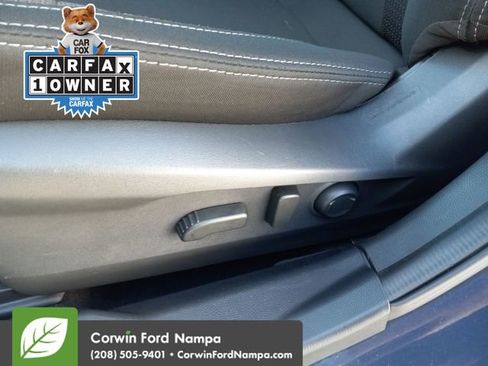 Used 2025 Subaru Outback Premium image 12