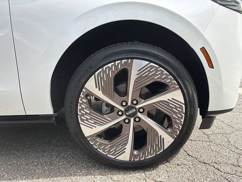 New 2027 Lincoln Navigator L Black Label AWD/4WD image 14