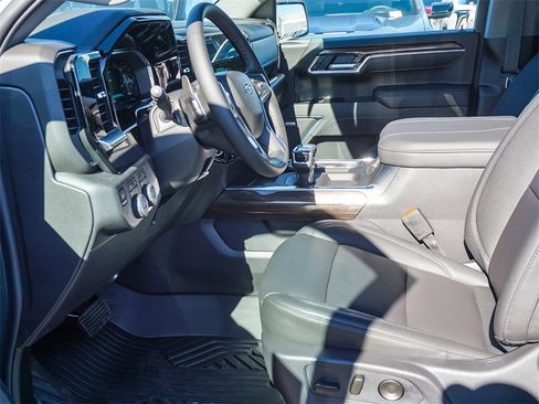 New 2026 Chevrolet Silverado 1500 LT Trail Boss w/ Convenience Package II image 17