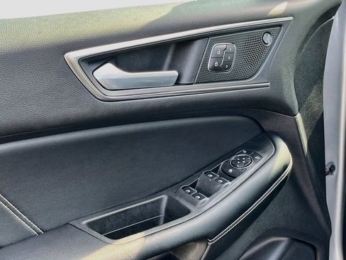 Used 2022 Ford Edge ST AWD/4WD image 17