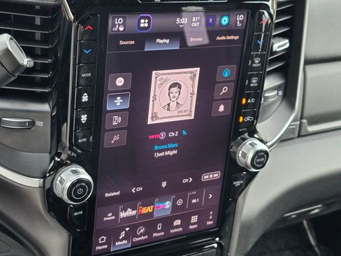 New 2026 RAM 3500 Big Horn AWD/4WD image 31
