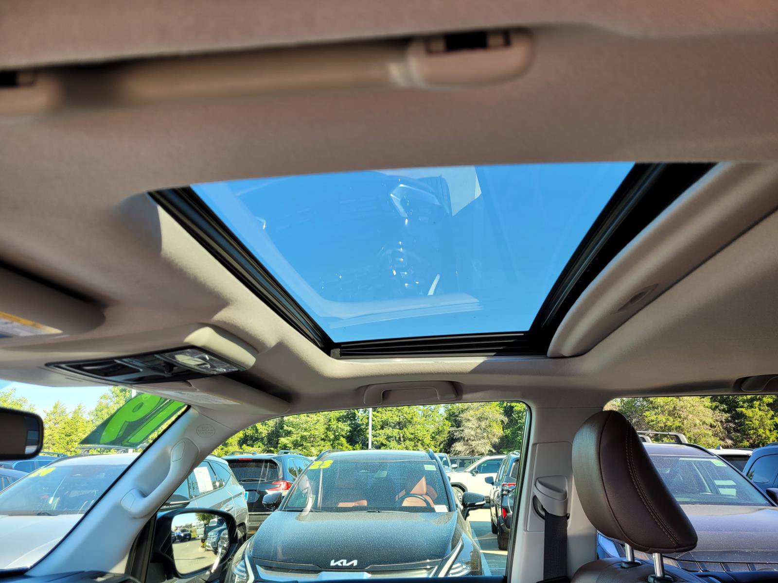 Used 2019 Toyota 4Runner Limited AWD/4WD image 15