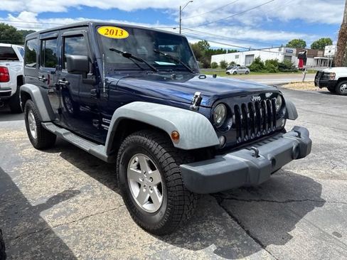 Used 2013 Jeep Wrangler Unlimited Sport AWD/4WD image 4