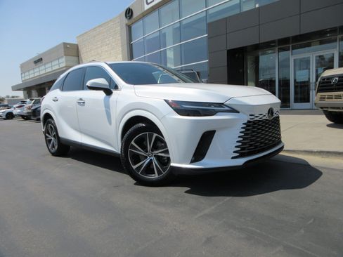 Used 2023 Lexus RX 350 Premium w/ Cold Area Package AWD/4WD image 13
