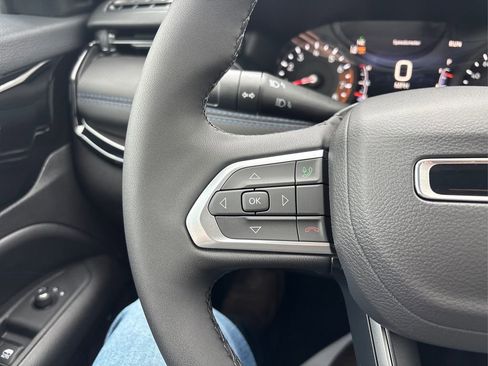 New 2026 Jeep Compass Latitude image 24