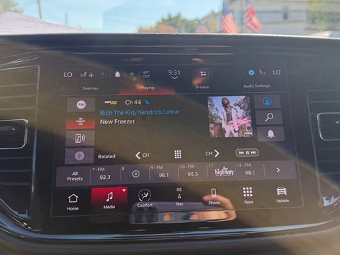 Used 2025 Dodge Durango GT RWD image 16