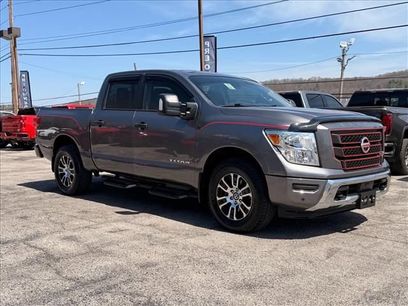 Used 2022 Nissan Titan SV w/ SV Convenience Package