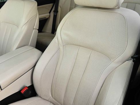 Used 2021 BMW X5 xDrive40i w/ M Sport Package image 10