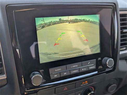 Used 2022 Nissan Frontier SV w/ Technology Package image 17