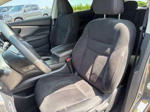 Used 2019 Nissan Murano S w/ Cargo Package FWD image 5