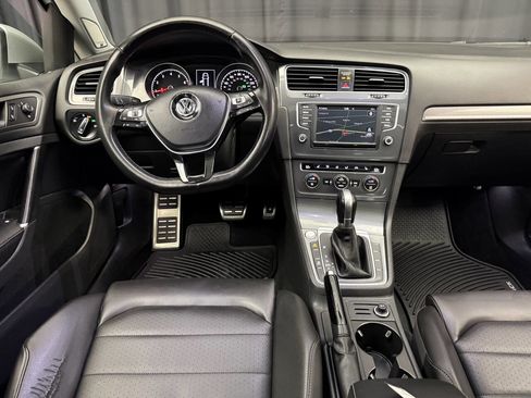 Used 2017 Volkswagen Golf Alltrack SEL AWD/4WD image 16