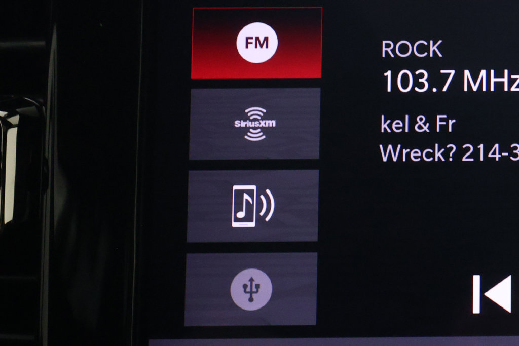 Used 2025 Dodge Durango GT AWD/4WD image 29