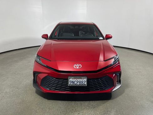 Certified 2025 Toyota Camry SE image 8