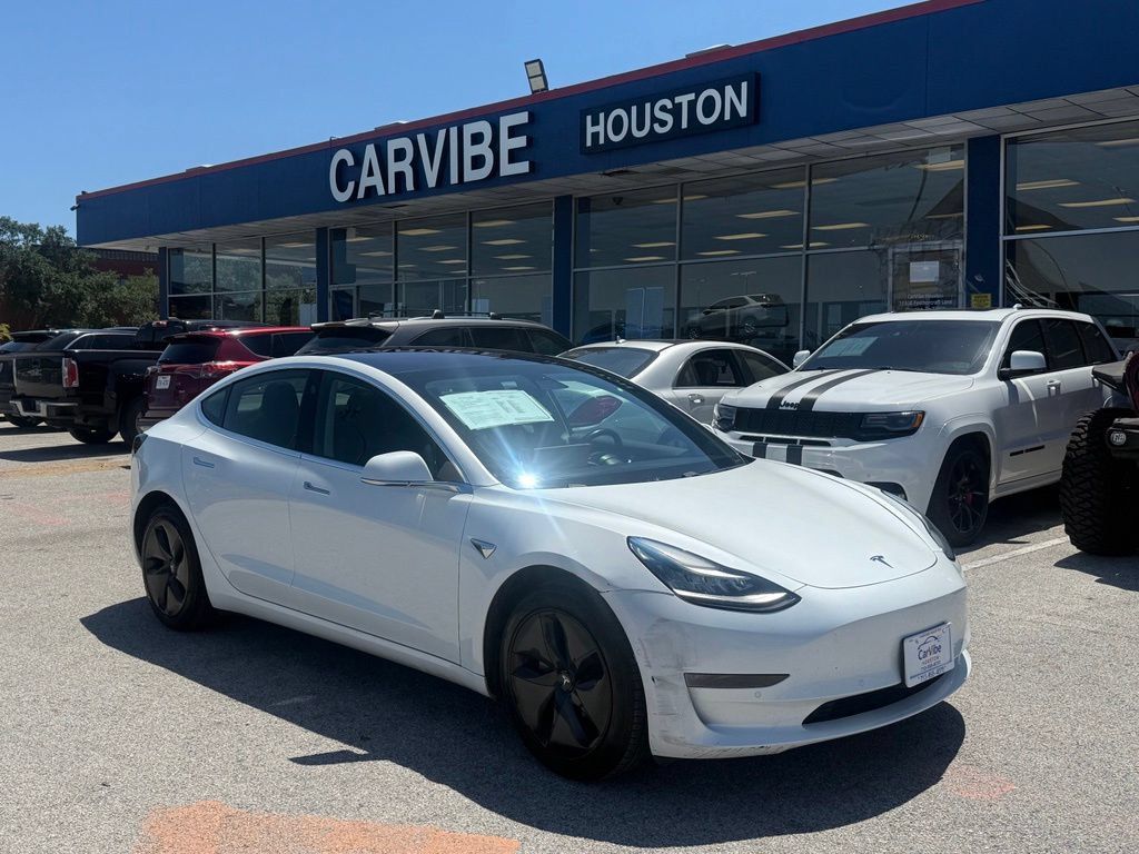 Used 2019 Tesla Model 3 Standard Range Plus RWD image 1