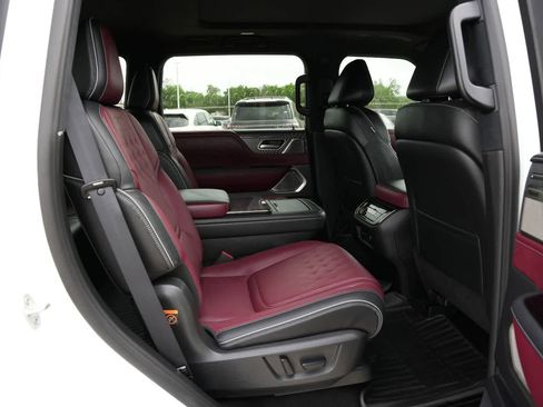New 2026 INFINITI QX80 Autograph w/ Premium Cargo Package AWD/4WD image 21