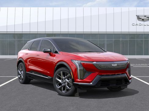 New 2026 Cadillac Optiq Luxury 2 RWD image 7