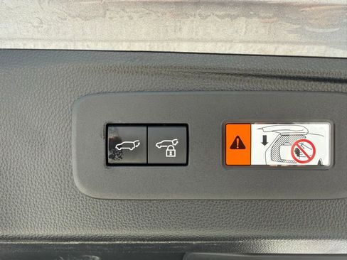 Certified 2024 Lexus GX 550 w/ Accessory Package (2T) image 21