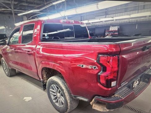 Used 2025 Chevrolet Colorado LT image 10