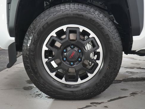 Used 2026 Toyota Tacoma TRD Off-Road AWD/4WD image 27