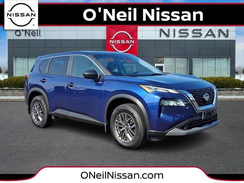 Used 2023 Nissan Rogue S AWD/4WD image 1