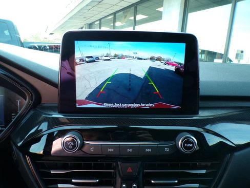 Used 2024 Ford Escape ST-Line image 19