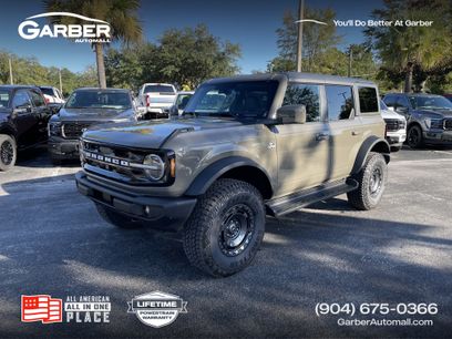 New 2025 Ford Bronco Outer Banks w/ Sasquatch Package