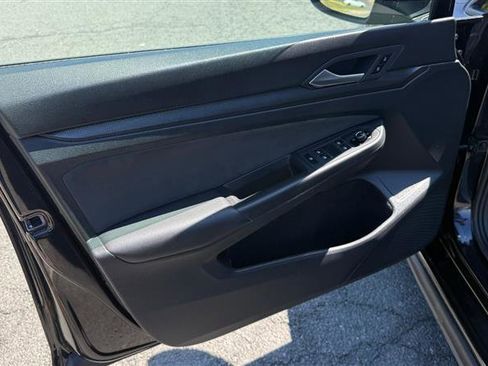 Used 2024 Volkswagen GTI S image 5