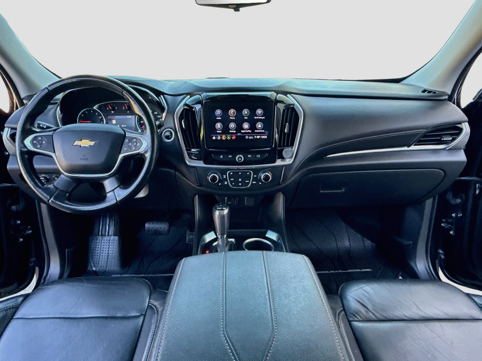 Used 2020 Chevrolet Traverse LT w/ LT Premium Package FWD image 14