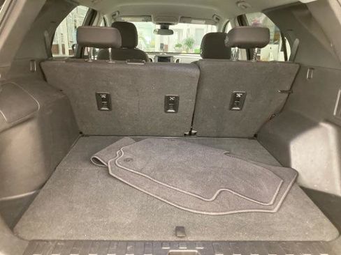 Used 2019 Chevrolet Equinox LT FWD image 39