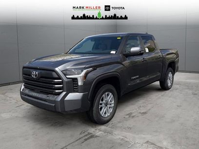 New 2026 Toyota Tundra SR5 w/ SR5 Premium Package