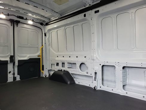 New 2026 Ford Transit 250 148 Medium Roof image 14