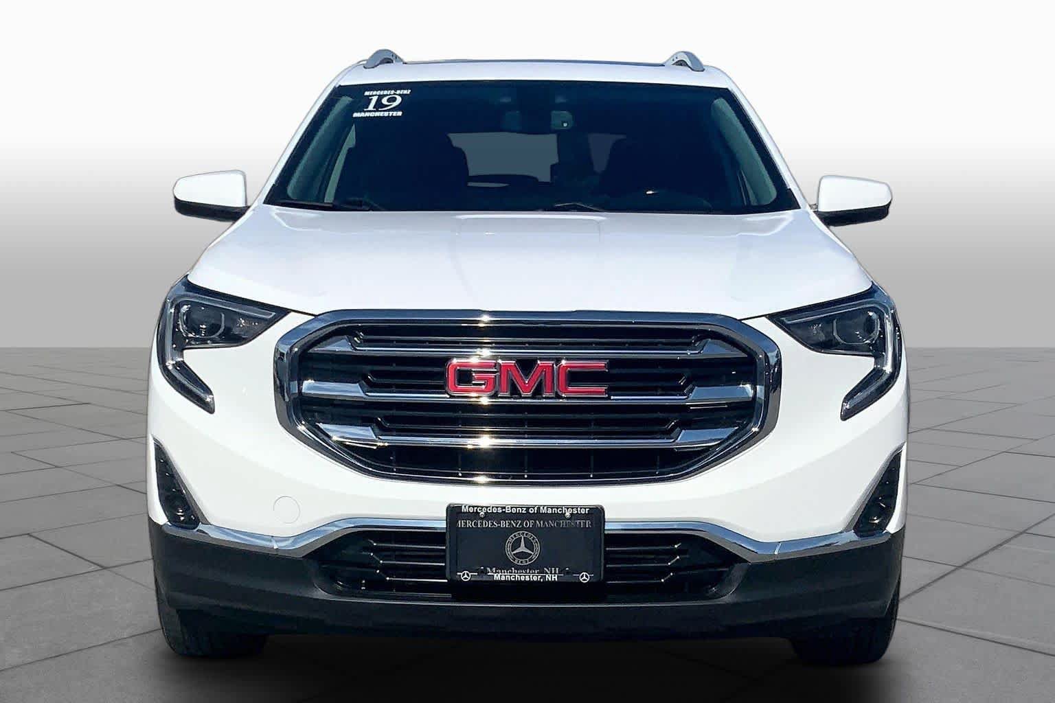 Used 2019 GMC Terrain SLT w/ Preferred Package AWD/4WD image 4