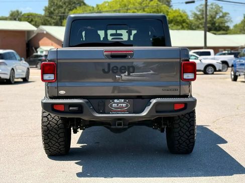 Used 2020 Jeep Gladiator Sport w/ Quick Order Package 24S AWD/4WD image 8