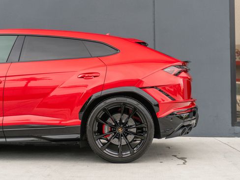 Used 2023 Lamborghini Urus S AWD/4WD image 22