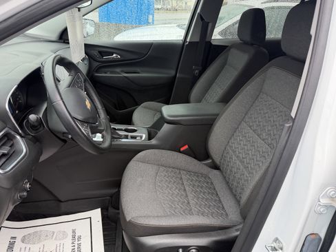 Used 2024 Chevrolet Equinox LT w/ LPO, Floor Liner Package image 9